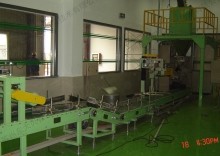 Automatic measuring and packing production line